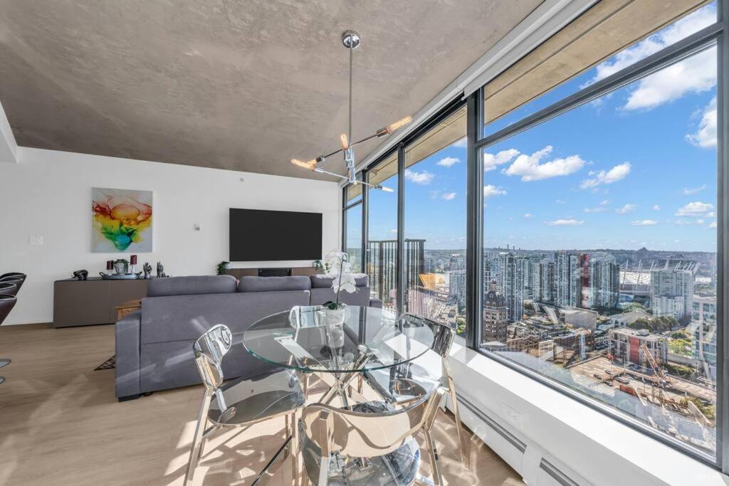 Skyview, 40Th Floor! 2Br Condo In Downtown Vancouver Exterior foto